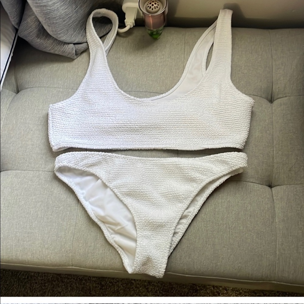 LA Hearts scrunch white bikini bottoms